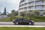 Toyota Camry Hybrid 2019 года (EU)